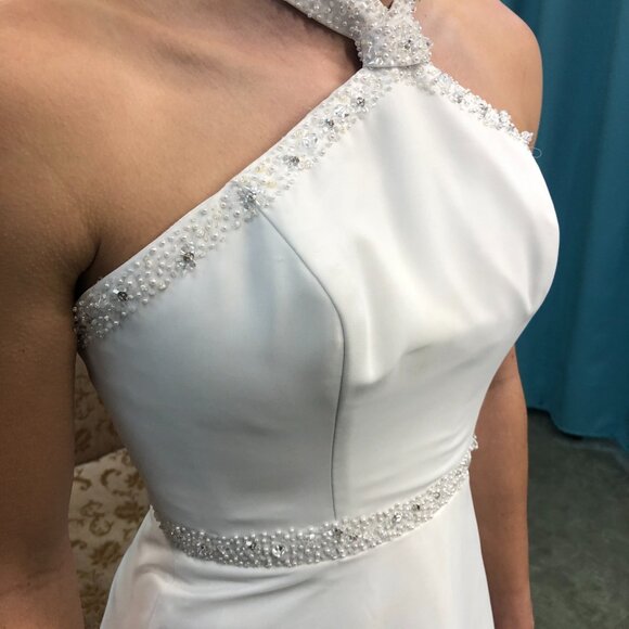 SAMPLE Choker Halter Wedding Dress, White A-Line Sexy, Chiffon Belted Beachy - Picture 4 of 15